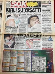 ŞOK GAZETESİ DOĞUM GÜNÜ HEDİYESİ - 17 NİSAN 2003 - TAM TAKIM 12 SAYFADIR -Esra Ceyhan-Yusuf-Çağla Şıkel-Recep Tayyip Erdoğan-Davut Dışlı-Mustafa Topaloğlu-Gülay Erdem-Berna Öztürk-Arzu Yanardağ-Hande Ataizi-Tarkan Sualp-Fethi Pekin-Yeşim Salkım-Mehmet Ali Erbil-Haydar Aliyev-Hasan Parkan-Levent Boyacioğlu-Hikmet Güngör-Hüseyin Korkmazgil-Cengiz Kurtoğlu-Mahsun Kırmızıgül-Maksi Bulut-Yıldız Tilbe-Ferdi Tayfur-Orhan Gencebay-Bülent Ersoy-Seda Sayan-Nuri Sesigüzel-Ümit Besen-Nükhet Duru-Mustafa Yıldızdoğan-Emine Yücelmir-Necdet Gürül-Mehmet Ören  Yüzüne tükürün-Deniz gözden düştü-Irak’a işçi çıkarması-Atatürk’e sadakat Türkiye’ye güç kattı-Deplasman fatihi-Erdoğan dişli çıktı-Eş takası-Bunalımda-Kirli su yaşattı-Gözyaşlarım sahte değil-Kaderci Türk Hava Yolları-Ağır sorular-Kitap kurdu 80’lik dede  Uçan Türk yarışmaya döneceği çıkaramadılar-Musti ve Gülay’ın panik anı-Yeşim’in keyfi yerine geldi-Hortumlu dehşet-Kardeşi vurdu-Patronuyla evleniyor-Musti Show damardan-Kestane şekeri