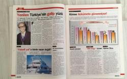 ARTIHABER HAFTALIK AKTÜALİTE DERGİSİ – SAYI 3 – 3–9 OCAK 1998 – 114 SAYFA – DÜNDAR KILIÇ SON KEZ KONUŞUYOR: “KIZIMI ÖZALLAR VURDURDU” – “ALAADDİN ÇAKICI BENİ ÖLDÜRTMEK İÇİN YEŞİL’İ KİRALADI” – RP KAPATILIRSA NE OLUR? RUŞEN ÇAKIR’DAN 10 SORUDA SENARYOLAR – REFAH’IN AĞIR TOPLARI NE YAPACAK? ERBAKAN’DAN SONRA LİDER VAR MI? – TÜRK GENETİKÇİ HOTAMIŞLIGİL HARVARD’DA ŞİŞMANLIK GENİNE SAVAŞ AÇTI – ANKARA’DA ÖZEL LİSEDE ÖĞRENCİLER MİKROÇİPLE İZLENİYOR – “EROİN KRALI” ÇOBAN OSMAN’IN TRAJEDİSİ – YARATICILIĞIN YENİ YOLLARI: BESTSELLER KİTAP – TOM PETERS İSTANBUL’DA: “YARATICI OLMAYAN ŞİRKET ÖLÜR” – KOMÜNİZMİN KARA KİTABI: 100 MİLYON ÖLÜ – YENİ VEREM MİKROBU TÜRKİYE’DE 3 BİN VAKA – “KEMANCI”NIN AŞKI: BİLGE EGEMEN’DEN TAKSİM’İN KALBİNE BİR BAKIŞ – DEVLET FİDANLIKLARDAN KURTULUYOR – HELMUT NEWTON’DAN PURO VE KADIN – ASKERDEN HÜKÜMETE KIRIK NOT: “İRTİCAİ KADROLAR YERİNDE DURUYOR” – SABANCI’NIN KATİLİNE AF – CAHİT ARF DOSYASI – ERKEK ZİNASI CEZASIZ KALDI – HER HAFTA: SİNA KOLOĞLU, AHMET ILGAZ, AYŞEGÜL