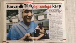 ARTIHABER HAFTALIK AKTÜALİTE DERGİSİ – SAYI 3 – 3–9 OCAK 1998 – 114 SAYFA – DÜNDAR KILIÇ SON KEZ KONUŞUYOR: “KIZIMI ÖZALLAR VURDURDU” – “ALAADDİN ÇAKICI BENİ ÖLDÜRTMEK İÇİN YEŞİL’İ KİRALADI” – RP KAPATILIRSA NE OLUR? RUŞEN ÇAKIR’DAN 10 SORUDA SENARYOLAR – REFAH’IN AĞIR TOPLARI NE YAPACAK? ERBAKAN’DAN SONRA LİDER VAR MI? – TÜRK GENETİKÇİ HOTAMIŞLIGİL HARVARD’DA ŞİŞMANLIK GENİNE SAVAŞ AÇTI – ANKARA’DA ÖZEL LİSEDE ÖĞRENCİLER MİKROÇİPLE İZLENİYOR – “EROİN KRALI” ÇOBAN OSMAN’IN TRAJEDİSİ – YARATICILIĞIN YENİ YOLLARI: BESTSELLER KİTAP – TOM PETERS İSTANBUL’DA: “YARATICI OLMAYAN ŞİRKET ÖLÜR” – KOMÜNİZMİN KARA KİTABI: 100 MİLYON ÖLÜ – YENİ VEREM MİKROBU TÜRKİYE’DE 3 BİN VAKA – “KEMANCI”NIN AŞKI: BİLGE EGEMEN’DEN TAKSİM’İN KALBİNE BİR BAKIŞ – DEVLET FİDANLIKLARDAN KURTULUYOR – HELMUT NEWTON’DAN PURO VE KADIN – ASKERDEN HÜKÜMETE KIRIK NOT: “İRTİCAİ KADROLAR YERİNDE DURUYOR” – SABANCI’NIN KATİLİNE AF – CAHİT ARF DOSYASI – ERKEK ZİNASI CEZASIZ KALDI – HER HAFTA: SİNA KOLOĞLU, AHMET ILGAZ, AYŞEGÜL