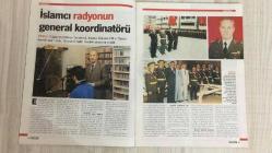 ARTIHABER HAFTALIK AKTÜALİTE DERGİSİ – SAYI 13 – 14–20 MART 1999 – 114 SAYFA – İSLAMCI RADYONUN DJ PAŞASI: EMEKLİ GENERAL ÜSKÜDAR FM’DE – BÜLENT ORAKOĞLU: “KÖSTEBEK SKANDALINDA CAHİLCE SUÇLANDIM” – HANEFİ AVCI: “SUSURLUK MAĞDURUYUM, DEMOKRASİ MÜCADELESİ VERİYORUM” – MURATHAN MUNGAN ARTIHABER İÇİN YAZDI: KEDİ, POZ, GÜZELLİK, OYUNCULUK – ÖZER ÇİLLER KONUŞTU: YARGIÇLAR, DAVALAR, ENİŞTE LAKABI, PELİSTER ÇİFTLİĞİ, TELEFON DİNLEME, TANSU ÇİLLER’İN GAFLARI, 28 ŞUBAT, ABD’DEKİ MALVARLIĞI, ALAATTİN ÇAKICI, ROGER TAMRAZ, KORKULARI, SEVDİKLERİ, TİCARİ FAALİYETLERİ, RUS ÇARLIĞI, BÜROKRAT ATAMALARI, SÖNMEZ KÖKSAL’DAN BRİFİNG – KOSOVA KRİZİ: ANKARA’NIN GÜNEYDOĞU KORKUSU – MİLLİYETÇİLİKLER ÇATIŞIYOR – ORTA YOL MÜMKÜN MÜ? – ŞİDDET SARMALI: SOLİ ÖZEL YAZDI – ÇEVRE CİNAYETİ: KİLYOS UZAYDAN GÖRÜNTÜLENDİ – KÜRK TARTIŞMASI: İMREN AYKUT VİZON TERCİHİNİ AÇIKLADI – DOĞUM KONTROL İĞNESİ UYGULAMASI BAŞLADI – EŞELEKLİLER GÖKÇEADA’YA MİNARELERİYLE GÖÇÜYOR – AB’NİN PATRONU ALMANYA: TÜRKİYE’YE YAKINMAK DÜŞÜYOR – 8