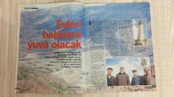 ARTIHABER HAFTALIK AKTÜALİTE DERGİSİ – SAYI 13 – 14–20 MART 1999 – 114 SAYFA – İSLAMCI RADYONUN DJ PAŞASI: EMEKLİ GENERAL ÜSKÜDAR FM’DE – BÜLENT ORAKOĞLU: “KÖSTEBEK SKANDALINDA CAHİLCE SUÇLANDIM” – HANEFİ AVCI: “SUSURLUK MAĞDURUYUM, DEMOKRASİ MÜCADELESİ VERİYORUM” – MURATHAN MUNGAN ARTIHABER İÇİN YAZDI: KEDİ, POZ, GÜZELLİK, OYUNCULUK – ÖZER ÇİLLER KONUŞTU: YARGIÇLAR, DAVALAR, ENİŞTE LAKABI, PELİSTER ÇİFTLİĞİ, TELEFON DİNLEME, TANSU ÇİLLER’İN GAFLARI, 28 ŞUBAT, ABD’DEKİ MALVARLIĞI, ALAATTİN ÇAKICI, ROGER TAMRAZ, KORKULARI, SEVDİKLERİ, TİCARİ FAALİYETLERİ, RUS ÇARLIĞI, BÜROKRAT ATAMALARI, SÖNMEZ KÖKSAL’DAN BRİFİNG – KOSOVA KRİZİ: ANKARA’NIN GÜNEYDOĞU KORKUSU – MİLLİYETÇİLİKLER ÇATIŞIYOR – ORTA YOL MÜMKÜN MÜ? – ŞİDDET SARMALI: SOLİ ÖZEL YAZDI – ÇEVRE CİNAYETİ: KİLYOS UZAYDAN GÖRÜNTÜLENDİ – KÜRK TARTIŞMASI: İMREN AYKUT VİZON TERCİHİNİ AÇIKLADI – DOĞUM KONTROL İĞNESİ UYGULAMASI BAŞLADI – EŞELEKLİLER GÖKÇEADA’YA MİNARELERİYLE GÖÇÜYOR – AB’NİN PATRONU ALMANYA: TÜRKİYE’YE YAKINMAK DÜŞÜYOR – 8