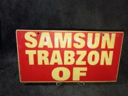 ViNTAGE otobüs güzergah tabelasi  adapazari İstanbul  Samsun Trabzon Of  çift taraflıdır. her iki yüzü birbirinden farklıdır. resimlerde iki yüzü ve ölçüleri gösterilmiştir  orjinaldir #tdkoleksiyonotobusguzergah #tdkoleksiyontabela