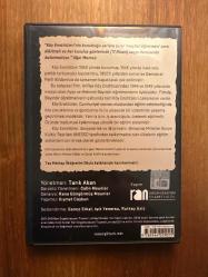 Köy Enstitüleri : Bir Meçhul Öğretmen DVD 2011 (Yönetmen:Tarık Akan,Senaryo: Rana Güngörmüş Mounier, Ses: Genco Erkal,Işık Yenersu)