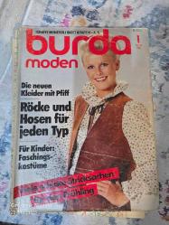 BURDA MODEN OCAK 1982 TÜRKÇE ANAHTAR KİTAPÇIK VE PATRONLARI İLE BERABER
