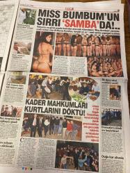 ŞOK GAZETESİ DOĞUM GÜNÜ HEDİYESİ - 23 ARALIK 2011 - TAM TAKIM 12 SAYFADIR -Kıvanç Tatlıtuğ-Stephanie Seymour-Ayhan Çarkın-Sacit Aslan-Erkan Özerman-Hilal Cebeci-Doğuş-Derya Tuna-Levent Dörter-Tuğba Altıntop-Cem Garipoğlu-Münevver Karabulut-Gülşen-Gülben Ergen-Civan Canova-Demet Akalın-Nurullah Ercan-Nicolas Sarkozy-Kadir Topbaş-Melih Gökçek-Bethania Ramires-Kaan Özbek- Kıvanç yüzünden boşanmalar arttı-Bi yerlerine kına yak-Pembe bornozun altındaki dram-42 yaşında ve 4 çocuk annesi-Lanetli ev-Gösterdiği yer boş çıktı-İşte 40 milyon TL-5 yıldızdan aşağısı olmaz-Yüce Rabbim sadece vicdan-Polisi önce soydu sonra da dövdü-Madenci katillerine ceza az bulundu-Askerler asgari ücretten sigortalansın-Bir kişiye 541 bin 303 lira ikramiye-Kardak yine ısındı-Miss Bumbum’un sırrı sambada-Kader mahkumları kurtlarını döktü-Domuzlara sürek avı başlattılar-Doğu kar altında-Kamasutra Doğuş-Şok iddia-Tuğba gecelere aktı-Hastayım makyajsızım-5 yıldızdan aşağısı olmaz-Tüp bebek için kuryelik yaptı-Demet Aka