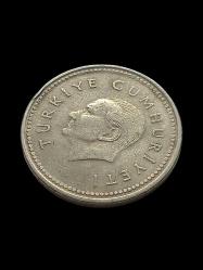 2500 Türk Lirası 1992 Madeni Koleksiyon Para. Antika Koleksiyon Para. Türk Lirası.