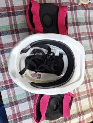 BTWIN Cocuk Kaskı 48-52cm ve 2 adet paten dizlik