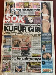 ŞOK GAZETESİ DOĞUM GÜNÜ HEDİYESİ - 28 KASIM 2002 - TAM TAKIM 12 SAYFADIR -Washington-Seda Sayan-Recep Akdağ-Recep Tayyip Erdoğan-Bülent Ecevit-Hülya Avşar-Kaya Çilingiroğlu-Gönül Yazar-Gülben Ergen-Ece Erken-Demet Akalın-Adnan Şenses-Hande Yener-Ebru Gündeş-Ebru Şallı-Banu Alkan-Petek Dinçöz-Alex de Souza-Ece Alkan-Hüseyin Karakış-Kenan Ural-Esra Bozcalıyan-Mahir Kargın-Hicran Yalın-Kadir Aydın-Elton John-Deniz Seki-Okan Bayülgen-Gizem Özdilli-Fatih Terim-Hasan Şaş-Hakan Ünsal-Ümit Karan-Pascal Nouma-Johnson-Lorant-Yusuf Altıntaş-Dinçer Tokatlı-Denizli Ümit-Hüseyin Aslan-Kaya Çilingiroğlu  Bir yıldız söndü-Rehin dramına son-Devletten satılık-Yatağa giden yol-2. Başkent denemesi-Her horoz kendi çöplüğünde öter-Ümit’e gün doğdu-Gerçek kral Washi-Asıl dinamo kim-Ayrılık toto-Banu ortaya çıktı-Yaktınız çocuğun başını-Ahlaksız adam-Çiftler yılda 139 kez seks yapıyor-atv rakiplerini ezdi geçti  Kalp krizi geçiren Washington futbol dünyasını ve Feneri kahretti-Seda şımardı maaşı yarıya indi-Ş