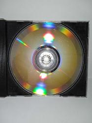 CD Nükhet Duru yasaksa yasak albümü. Orijinal. 1994 Raks Sarı bandrollü dönem baskı albüm. Disk 10 üzerinden 8.5 Sorunsuz çalışıyor. Koleksiyonluk