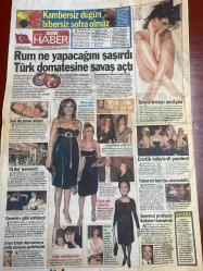 ŞOK GAZETESİ DOĞUM GÜNÜ HEDİYESİ - 28 KASIM 2006 - TAM TAKIM 12 SAYFADIR -Hakan Tankut-Anna Babkova-Tuğba Özay-Yılmaz Erdoğan-Haluk Levent-Mustafa Erdoğan-Gülben Ergen-Sarıgül Dilek-Yıldız Tilbe-Sezen Aksu-Siren Ertan-Ralf Temam-Ayşe Sılay-Fato-Ayşegül Yalçın-Ersin Tilki-Hatice Topuzelli-Boyge Gürkey Her 4 saatte 1 kişi öldürülüyor-Mankenleri acıdığım için besliyorum-Ayılarla filllerle yatmaktan bıktım-Sen uçmuşsun Yılmaz-Türkiye vahşi batı gibi oldu-Akdeniz güneşi hala yakıyor-İşte TIK sermaye-Hangi kanal Yılmaz Erdoğan’a Sen uçmuşsun dedi-Rum ne yapacağını şaşırdı Türk domatesine savaş açtı-Soyunmayı seviyor-Elbise aynı numaralı farklı-Heves hırkalarla yer değiştirdi-Erotik takvimli yardım-Yakarım ben bu otomobili-Amâ koca eşini satırla doğradı-Makyajlı kumarhane-Otomobil şimdi alınır-Ortalık kızıştı-Yıldız adayları