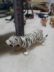 Vahşi hayvan çiftliği figür oyuncak arslan aslan kaplan leopar dinazor dinozor figür oyuncak