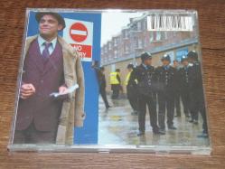 ROBBIE WILLIAMS - SING WHEN YOU'RE WINNING ..  DÖNEM BASKISI MÜZİK CD SİDİR.