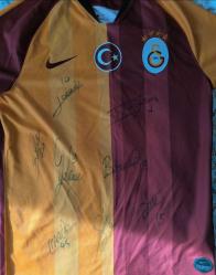 Galatasaray 2020-2021 Sezonu Nike Forma, Futbolcu İmzalı, Muslera, Falcao, Belhanda, Donk, Marcao, Seri, Bayram, Akbaba