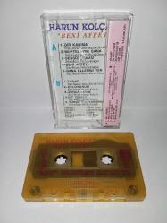 Kaset Harun Kolçak beni affet albümü.  Orijinal. Kartonette yazı var. sorunsuz çalışıyor.