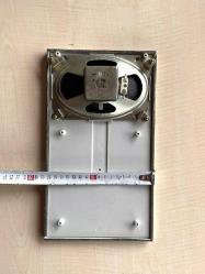 CROWN RADYO KASET ÇALAR KAPAĞI HOPARLÖR İLE BERABER