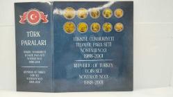 Türkiye Cumhuriyeti Tedavül Para Seti Nostalji No:3 1988-2001  586