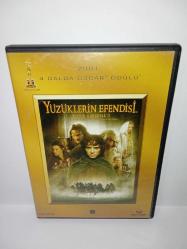 Dvd Yüzüklerin efendisi yüzük kardeşliği. Orijinal. Türkçe dublaj ve altyazı seçenekli. 2 disk. Disklerde çalışmasına engel olmayan yoğun çizikler var. Baştan sona sorunsuz çalışıyor.