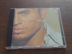 ENRIQUE IGLESIAS - ESCAPE  . . DÖNEM BASKISI MÜZİK CD SİDİR.