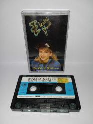 Kaset Debbie Gibson Electric youth albümü. orijinal 1989 Kağıt Baskı. sorunsuz çalışıyor koleksiyonluk