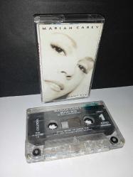 Kaset Mariah Carey music box albümü. Orijinal sorunsuz çalışıyor