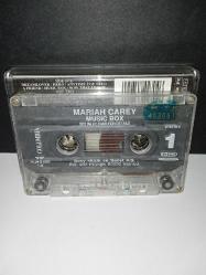 Kaset Mariah Carey music box albümü. Orijinal sorunsuz çalışıyor