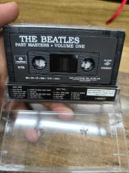 The Beatles Past Masters Volume One Kaset