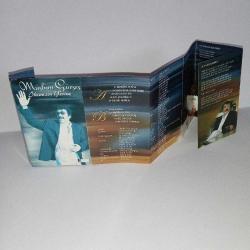 Kaset Müslüm Gürses ikimizin yerine albümü. Orijinal, kartonetin ön yüzünün renginde solma var. Kaset sorunsuz çalışıyor.