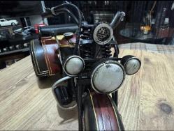 VİNTAGE KOLEKSİYONLUK DEKORLUK TENEKE EL YAPIMI MOTOR UZUNLUK 43 CM  YÜKSEKLİK 21 CM ARKADAN EN 18CM