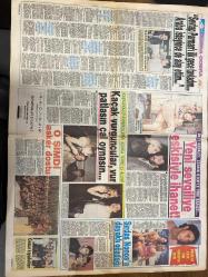 HAFTA SONU GAZETESİ DOĞUM GÜNÜ HEDİYESİ - 27 EYLÜL 1991 - TAM TAKIM 8 SAYFADIR -Hülya Avşar-Dursun Kamadağ-Levent Kırca-Mehmet Kirca-Sevim Kirca-Romen Dilberler-Sevrap Parman-Nadir Remiş-Semra Türel-Zerrin Özer-Vonülsevi Evcü-Haydar Urfalı-Muazzez Abacı-Ferdi Tayfur-İbrahim Tatlıses-Ander Barlay-Necdet Aksoy Hülya’nın yeni erkeği-Avşar kızı’na tövbe bozduran aşk-Her yerde yalnız-Bir kliplik aşk-Haber yorum fısıltı-Seksi dönüş-Son sevgilisi petrolcü-Maraton başladı-Patroniçenin keyfi-İthal sevgili-Repertuarı yanında-Fasıl zamanı-Nezahat Bayram’ın kızı ortaya çıktı-İyice alıştı-Turne yorgunu-Yaz uykusu bitti-Levent Kırca’yı çıldırtan komedi-Tabutu üvey annesi getirdi-Lezbiyen dönme-Nereye baksan ithal et pazarı-Sevrap Parman’ı gece yarısı Arabalısıyınca de alay ettim-Kaçak vurucular vursun oynasın-O şimdi asker dostu-Sırdaş Nonoş’a dayaklı gözdağı-Seçim masraflarına Almanya turnesi-Bağımsız aday İbo yollara düştü-Çılgın şarkıcı-Paranın gözü kör olsun-İbo’nun görkemli Urfa mitingi-Astrofl