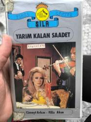 YARIM KALAN SAADET CÜNEYT ARKIN FİLİZ AKIN SILA VİDEO CENTER VHS KASET