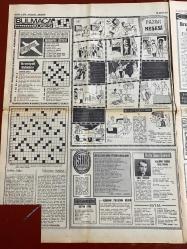 HAFTA SONU GAZETESİ DOĞUM GÜNÜ HEDİYESİ - 4 NİSAN 1971  - TAM TAKIM 8 SAYFADIR -Türkan Şoray-Ajda Pekkan-Cömert Baykut-Muherem Nur-Ayseçik-Perihan Savaş-Anne Koçyiğit-Hülya Koçyiğit-Feryal Eke-Nedim Güçlü-Şeref Taşlıova-Leyla Esen-Ömer Çalışkan-Esin Afşar-Fikret Kızılok-Rasim Müslüman-Tugay Tokşes-Rıza Pekutsal-Şükrü Şentürk-Hülya Süer-Serap İnci-Dursun Salkım-Fatma Girik-Tülay Tuncer-Kerem Güney-Jean Louis Trintignant-Ursula Andress-Tony Curtis-Liz Taylor-Gina Lollobrigida-Romy Schneider-Nermin Candan-Ferhan Gürpınar-Azmi Nihad-Sadiye Yüce-Ayhan Aydın-Cemal Bozkurt-Süheyl Aksoy-Suna Özkul-Cevdet Üner-Ferdi Tayfur-Keriman Halis-Suat Tüfekçioğlu-Zeynep Elalem-Naim Dağa-Mehmet Murat-Mine Han-Bülent Özer-Saadet Sun-Adnan Şen-Mükerrem Eke-Kadir Bozdağ Türkan Şoray zirvede kalmak için daha az film çevirecek-Ajda Cömert bana iki milyona mal oldu dedi-Ayşecik 10874 evlenme mektubu aldı-Muherem Nur oğlundan küçük çocukla kaçtı-Anne Koçyiğit futbolcu damadını itham etti-Kadınlar arası roman yar