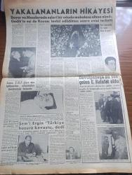 Milliyet Gazetesi - 29 Mayıs 1960 - hükümet kuruldu - Reisicumhur ve Başvekil Orgeneral Cemal Gürsel seçimin 3 ay içinde yapılacağını söyledi - başvekil müdafaa vekili ve silahlı kuvvetler başkumandanı Orgeneral Cemal Gürsel başvekalette Fotoğrafı - Cemal Gürsel ayan Meclisi anayasa mahkemesi tesis edilecek dedi - yeni kabine - devlet vekili Amil Artuz ve Şefik İnan - Maarif vekili profesör Fehmi Yavuz - Alparslan Türkeş fotoğraf - Hürriyet şehitleri için kampanya - Hürriyet şehitlerinden Turan Emeksizin mezarı Fotoğrafı - yeni vekillerin hal tercümesi - İlim ve hukuk heyeti ilk tebliği yayınladı - harp okulunda muhafazada tutulan Celal Bayar Adnan Menderes Namık Gedik Refik Koraltan Ethem Menderes ve Fatin Rüştü Zorlu ayrı odalarda kalıyor - polisler silahsız olarak vazifelerine devam ediyor - Türkiye İş Bankası - bugünkü burç falınız - ibret yazan Çetin Altan - bütün spor hareketi şimdilik durduruldu - America Altay ile oynuyor - bankalar yarın açılıyor -  Medeni Berk teslim oldu