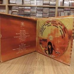 GÜLDEN KARABÖCEK HATIRAN YETER GÜNEŞ TOPLA BENİM İÇİN CD KARTON KAPAK