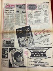 HAFTA SONU GAZETESİ DOĞUM GÜNÜ HEDİYESİ - 5 HAZİRAN 1968  - TAM TAKIM 12 SAYFADIR -Ayhan Işık-Türkan Şoray-Rüçhan Adlı-Yusuf Nalkesen-Gönül Özdoğan-Nilüfer Basmacı-Hülya Üst-Hülya Topuz-Hülya Kunter-Nihayet Üstün-Vildan Engin-Vedat Çetin Kaya-Zeki Çetin-Hayri Engin-Mustafa Boyel-Kenan Kılıç-Nedim Üstün-Göksel Arsoy-Rüçhan Camay-Sezer Güvenirgil-Tunç Oral-Suat Sayın-Mürüvvet Kekilli-Fethiye Pehlivani-Hanzade Sultan-Yusuf Kaya-Sevim Tuna-Emel Sayın-Tülay German-Rana Alagöz-Nurten İnnap-Zeynep Değirmencioğlu-Suat Sayın-Nuriye Mine-Hilmi Coşkun-Ayşe Abla-Nuriye Gültekin-Tülay Sokmen-Yıldız Tümay Ayhan Işık’ın fiyatı 25 bin liraya düştü-Türkan Şoray’la Rüçhan Adlı nihayet evleniyor-Altın Ses finalistleri belli oldu-Yarışma kıymetleri ortaya çıkardı-Jüri üyeleri ne dediler-Yılın Bestekârı Yusuf Nalkesen-Göksel Arsoy da şarkıcılığı seçti-Hafta Sonu Rüçhan Camay’ı sevgilisiyle birlikte yakaladı-S. Güvenirgil Tunç Oral’la nişanlanıyor-Sarkıcı Tayfun bir şarkıcı ile sevişiyor-Müstehcen afişten Ö