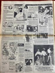 HAFTA SONU GAZETESİ DOĞUM GÜNÜ HEDİYESİ - 23 ŞUBAT 1979  - TAM TAKIM 12 SAYFADIR -Türkan Şoray-Hülya Koçyiğit-Filiz Akın-Bülent Ersoy-Bahar Erdeniz-Engin Verel-Erol Büyükburç-Emel Sayın-Ferdi Tayfur-Asu Maralman-Gülbin Eray-Mediha Şen-Ümit Çelmen-Müjdat Gezen-Cüneyt Arkın-Zeki Müren-Ahmet Özhan-Talat Yörük-Kenan Pars-Meral Konrat-Nurhan Yılmaz-Muharrem Gürses-Mine Mutlu-Muazzez Arçay-Ayşe Uğurlu-Yılmaz Güney-Selahattin İçli-Süleyman Demirel-Fahrettin Aslan-Nesrin Sipahi-Sadiye Ayhan-Güngör Başar-Mine Çayırlı-Nihal Atsız-Cüneyt Türel-Muzaffer Aslan Olmaz böyle şey-Marifetli Rus bebeği-Bu düpedüz çılgınlıktır-Bahar Erdeniz evleniyor-Başa dert olan şapkalar-Zayıflamaya bugünden başlayın-Apandisit sancısını gaz sancısından ayırmak-Bütün dertlerin yolu mideden geçer-Akıl almaz bir sahtekârlık-Emel Sayın’a yardım yağıyor-Yalanın bedeli-Ferdi Tayfur beni aldattı-Derdim kocamdan değil boynumdan-Ölenler öldü Gülbin Eray sağ-Buna parasıyla rezil olmak denir-Benim iki pırlantam var-