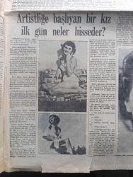 Cumhuriyet Pazar Gazetesi - 6 Haziran 1954 - dünya mizahından seçme hikayeler Yakut gerdanlık - lokanta renkli karikatür - İstanbul konservatuvarı bale istidatları yazan Selmi Andak - Avrupa'da büyük bir televizyon kampanyası başladı - küçük Kral çizen O. Soglow - haftanın şakaları yazan Burhan Felek - eğlencelik köşesi - artistliğe başlayan bir kız ilk gün ne hisseder - Terry Shaw fotoğraf - Tyrone Power'in seçtiği artist Terry Moore Fotoğrafı - Cumhuriyet İngiliz sinema dünyasında yazan Feyyaz Tokar - yeşil gözlü kumral saçlı İngiliz dilberi Joan Rice Fotoğrafı - ev kadın moda köşesi - yaz tuvaleti - siz bu rüyalardan hangisini görürsünüz - yaşasın atlar yazan Halikarnas Balıkçısı - Yirmibeş Asır önce de erkek kulüpleri vardı - kainat içinde Bizim yerimiz nedir - yollarda ölüm tehlikesine karşı savaş - makine adamlar halka nasihat veriyor - bütün İstanbul halkı çiçek bayramında eğleniyor yazan Kazım Kip - çiçek bayramda güzel bir gösteri ve Gülhane Parkı'nın süslenen kapısı  fotoğraf