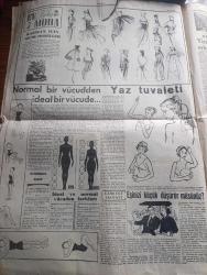 Cumhuriyet Pazar Gazetesi - 6 Haziran 1954 - dünya mizahından seçme hikayeler Yakut gerdanlık - lokanta renkli karikatür - İstanbul konservatuvarı bale istidatları yazan Selmi Andak - Avrupa'da büyük bir televizyon kampanyası başladı - küçük Kral çizen O. Soglow - haftanın şakaları yazan Burhan Felek - eğlencelik köşesi - artistliğe başlayan bir kız ilk gün ne hisseder - Terry Shaw fotoğraf - Tyrone Power'in seçtiği artist Terry Moore Fotoğrafı - Cumhuriyet İngiliz sinema dünyasında yazan Feyyaz Tokar - yeşil gözlü kumral saçlı İngiliz dilberi Joan Rice Fotoğrafı - ev kadın moda köşesi - yaz tuvaleti - siz bu rüyalardan hangisini görürsünüz - yaşasın atlar yazan Halikarnas Balıkçısı - Yirmibeş Asır önce de erkek kulüpleri vardı - kainat içinde Bizim yerimiz nedir - yollarda ölüm tehlikesine karşı savaş - makine adamlar halka nasihat veriyor - bütün İstanbul halkı çiçek bayramında eğleniyor yazan Kazım Kip - çiçek bayramda güzel bir gösteri ve Gülhane Parkı'nın süslenen kapısı  fotoğraf