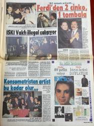 HAFTA SONU GAZETESİ DOĞUM GÜNÜ HEDİYESİ ( Turkish Newspaper ) - 1 OCAK 1988  - TAM TAKIM 12 SAYFADIR -Bülent Ersoy - Noyan Bayrals - Ferdi Tayfur - Güneri Civaoğlu - Güler Birol - Banu Alkan - Leyla Sayar - Seyran - Semra Özal - Leyla Yenlay Köseoğlu - Erbil Değişmez - Dilhi Kemal Kocaoğlu - Füsun Gözay - Fikret Tunçer - Belkıs Akkale - Bülent Bilgiç - Nuri Hashem - Taha Toros - Noyan Bayrals - Bülent Ersoy - Ferdi’den 2 çinko 1 tombala - İSKİ Vakfı illegal çalışıyor - Konsomatristen artist bu kadar olur - 400 parfüm veriyor isteyen herkesi zayıflatıyor - Darülaceze’de hüzün - Diskotekte cümbüş - Uzakdoğu Afrodit ile tanıştı - Ermiş Leyla bir seks delisidir - Korkunç Yenge yine ısırdı - Plakçılar kralının maskesini düşürdük - Yıldız açılışte piyango - Ressam Kanuni’nin ikinci yaşamı - Evinin kapısını şaşıran aktör - İbnu’l Yarımakan gazeteci - 1 rehbiye 1987 benden çok şey aldı