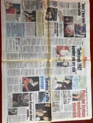 HAFTA SONU GAZETESİ DOĞUM GÜNÜ HEDİYESİ ( Turkish Newspaper ) - 1 OCAK 1988  - TAM TAKIM 12 SAYFADIR -Bülent Ersoy - Noyan Bayrals - Ferdi Tayfur - Güneri Civaoğlu - Güler Birol - Banu Alkan - Leyla Sayar - Seyran - Semra Özal - Leyla Yenlay Köseoğlu - Erbil Değişmez - Dilhi Kemal Kocaoğlu - Füsun Gözay - Fikret Tunçer - Belkıs Akkale - Bülent Bilgiç - Nuri Hashem - Taha Toros - Noyan Bayrals - Bülent Ersoy - Ferdi’den 2 çinko 1 tombala - İSKİ Vakfı illegal çalışıyor - Konsomatristen artist bu kadar olur - 400 parfüm veriyor isteyen herkesi zayıflatıyor - Darülaceze’de hüzün - Diskotekte cümbüş - Uzakdoğu Afrodit ile tanıştı - Ermiş Leyla bir seks delisidir - Korkunç Yenge yine ısırdı - Plakçılar kralının maskesini düşürdük - Yıldız açılışte piyango - Ressam Kanuni’nin ikinci yaşamı - Evinin kapısını şaşıran aktör - İbnu’l Yarımakan gazeteci - 1 rehbiye 1987 benden çok şey aldı