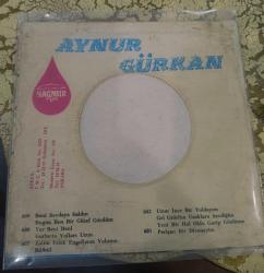 Aynur Gürkan ( Değmen Bnim Yaslı Gönlüme & Dertliyim Garibim )