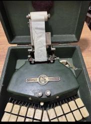 Antika 1900 lü Yıllar Fransız Grandjean Stenografi Daktilo, Orjınal Ahşap Çantasında , Koleksiyonluk