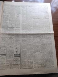 Kudret Gazetesi - Turkish Newspaper - 20 Ekim 1960 - cehaletle savaş yazan Nurettin Ardıçoğlu Başmakale - 6-7 Eylül sanıklarının duruşmasına dün sabah başlandı - Adnan Menderes'in avukatı Burhan Apaydın günün adamı oluverdi Fotoğrafı - Oktay Engin'in kardeşi Dilek Engin bir Yunanlı bombayı kendisinin attığını itiraf etmişti dedi - Celal Bayar Tazıdan 6-7 eylül'e  Fotoğrafı - Adnan Menderes Yunanlılar bombayı biz koyduk der mi Fotoğrafı - Osman Bölükbaşı İstanbul'a gidiyor - öğleden sonraki celsede Fatin Rüştü Zorlu Fuat Köprülü ve Fahrettin Kerim Gökay konuştular - Fatin Rüştü Zorlu bombanın komünistler tarafından atılabileceğini söyledi - ünlü Fransız rejisörü Clouzot Brigitte Bardot'a intihar sahnesini ihtimam ile tekrarlatırken Fotoğrafı - Nijerya kongo'ya asker gönderiyor - CMKP irtica partisi mi yazan Kadircan Kaflı - 31 Mart vakası - 6 7 Eylül hadiseleri nasıl cereyan etmişti  - Mareşal Fevzi Çakmak'a komünistlik damgası vurulmak istenmişti - Futbol Federasyonu toplantısı bitti