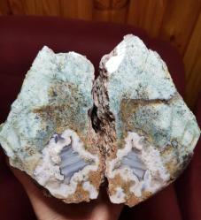 Turkuaz Yosun Akik Dilimi: Büyük Parlatılmış Yeşil Su Taşı, Ev Dekorasyonu - Ağırlık: 2325g - Benzersiz Koleksiyonluk Nadir Parça Kütle