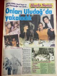 HAFTA SONU GAZETESİ DOĞUM GÜNÜ HEDİYESİ ( Turkish Newspaper ) - 11 ARALIK 1981 - TAM TAKIM 12 SAYFADIR -Emel Sayın-İsmet Kasapoğlu-Nergis Şehri-Ahmet Tahsin-Yılmaz Güney-Hazim Avcı-Türkan Şoray-Cüneyt Arkın-Rüçhan Adlı-Nilüfer-Bekir Çelenk-Filiz Akın-İlker İnanoğlu-Nihal Kıknar-Gülden Bengü-Dans Bilgen-Ferdi Tayfur-Necla Nazır-Rezge Oğan-Mehmet Ali Paşa Onları Uludağ’da yakaladık-Yılmaz Güney’e Yunanlılar kucak açtı-Banker sevgiliden ayrılmanın bedeli BMW-9 canlı adam-Erkek dediğiniz kazak olmalı-Lolita Nilüfer vicdan azabı çekiyor-Şimdi de gelin ihraç ediyoruz-Filiz Akın Paris’te butik açıyor-Ferdi Tayfur bevliyecide ne arıyor-Mısır’dan gelen 50 milyonluk müjde-Derdini herkesten saklıyor-Hele Necla Nazır duysun hiç istemiyor-Korkuların en büyüğü icra korkusu-Kocasının ilk karısı kanser Bu dostluktan maraz doğacak-Hem korkuyor hem-Bizim kaçak sığınacak bir ülke arıyor-Diplomat beyin çamaşırları-Lolita Nilüfer’in gözyaşları-“Kürk” ve şıklığınız-Kadın kadına sohbet-Gecmiş olsun-Yapı Kred