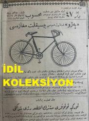 Osmanlıca Cumhuriyet Gazetesi, Orijinal Dönem Basım, (Ottoman Newspaper) - 8 Ağustos 1926 - Sayı: 807 - Hicri: 28 Muharrem 1344 - Dün Doktor Rusuhi Bey'le Hamdi Baba Muhakeme Edildi. Hüseyin-zade Ali Bey'in Gayr-i Mevkuf Olarak Muhakemesine Karar Verildi. Dünkü Muhakeme Pek Heyecanlı Olmuştur, Maznunlar Suikasta Müntehi Olan Gizli Faaliyet Etrafında Mühim Sualler Karşısında Kalmışlardır. (Foto) Gayr-ı Mevkuf Olarak Muhakemelerine Karar Verilenlerin Tahliyeden Sonra Alınan Resimleri: Eyüp Sabri Bey, Ahmet Nesimi Bey, Hüseyin-zade Ali Bey - Dünkü İsticvaplar, Muvaceheler ve Gizli Kalan Noktalar - Bu Şaka Değil: Kazalar, Emraz-ı Sariyeden Fazla Adam Öldürüyor - Umumi Harp Tehlikesi Hatırlardan Geçiyor: Fransız Gazeteleri, Bulgaristan-Yugoslavya İhtilafının Tehlikesinden Tecahül Etmek Lazım Geldiğini ve Bunun 1914'teki Vaziyete Benzediğini Söylüyorlar - Ankara'da Ordu Müfettişliğinde Ümera Kursu Açıldı
