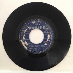 Sevim Tuna / Bağdat Yolunda - Düşenin Dostu Olmaz / 45'lik plak