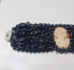 Vintage AMEDEO Hakiki Shell Cameo ve Siyah Oniks Taşlarıyla Elde Örülmüş Bilezik Bileklik