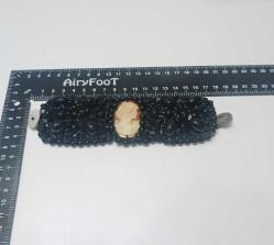 Vintage AMEDEO Hakiki Shell Cameo ve Siyah Oniks Taşlarıyla Elde Örülmüş Bilezik Bileklik