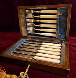 Antika gümüş fil dişi çatal bıçak seti