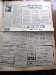 Zafer Gazetesi -  Turkish Newspaper - 3 Eylül 1968 - Çek Serabi yazan Füruzan Tekil Başmakale - Alman başbakanı Kurt Georg Kiesinger'in özel demeci Fotoğrafı - deprem felaketine uğrayan İran'da 10 bin ceset çıktı - İstanbul'da dünkü korkunç cinayet bir kadın ağabeyini iple boğdu - Maliye Bakanı Cihat Bilgehan açıkladı vergi sisteminde ıslahat yapılacak - İçişleri Bakanı Faruk Sükan açıkladı Beatnik ve Hippy'ler Türkiye'ye giremeyecek - Başbakan Süleyman Demirel 14 Eylül günü basın toplantısı yapacak - Almanya'dan askeri yardım istenecek - Turhan Feyzioğlu en büyük gericilik komünizmin çürümüş tekerlemelerine saplanıp kalmaktır dedi - yeni İngiliz tek adam güdümlü mermi sistemi Fotoğrafı - makarios Kral konstantin ile görüştü - İsrail'in Araplara jesti bayramlarda İsrail Kudüs kısmında tören yapmayacak - yeni akıma ayak uyduran Haldun Dormen plağa şarkı okuyacak fotoğraflar - sinema ve tiyatro programı - Brigitte Bardot'nun son aşkı da bitti fotoğraf - dilsizlerin maçı berabere kaldı